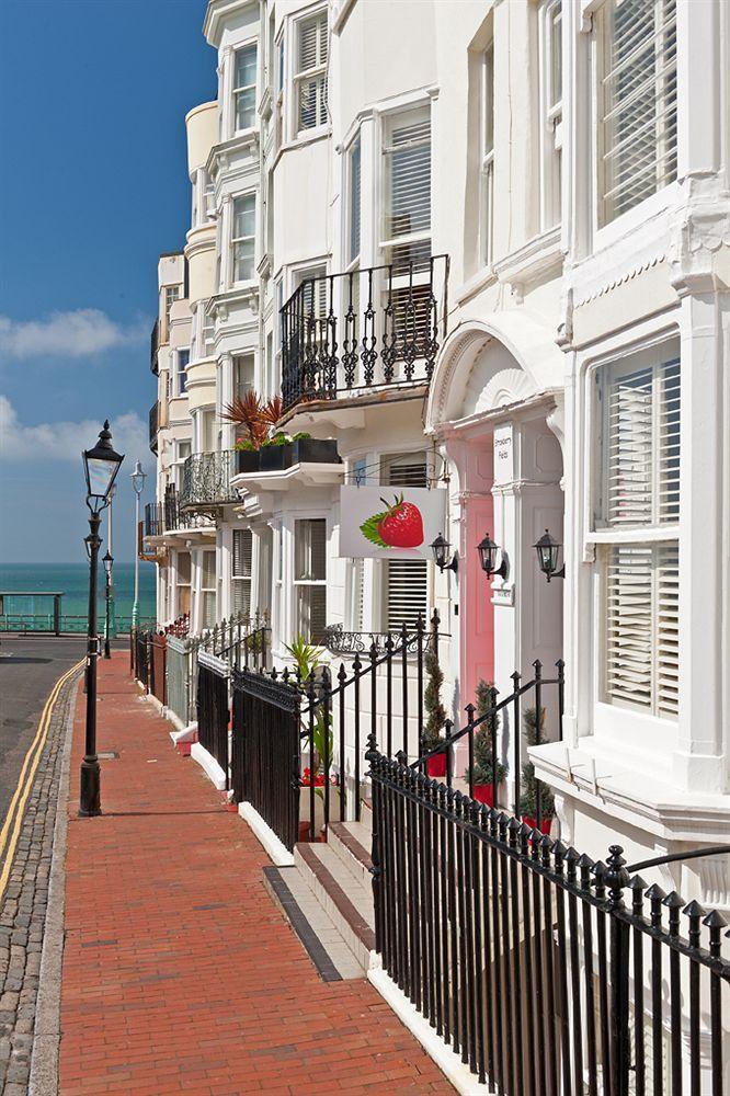 Strawberry Fields 3* Hove
