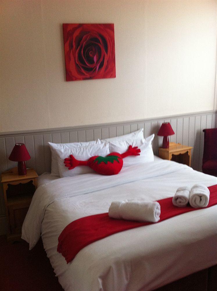 Strawberry Fields 3* Hove