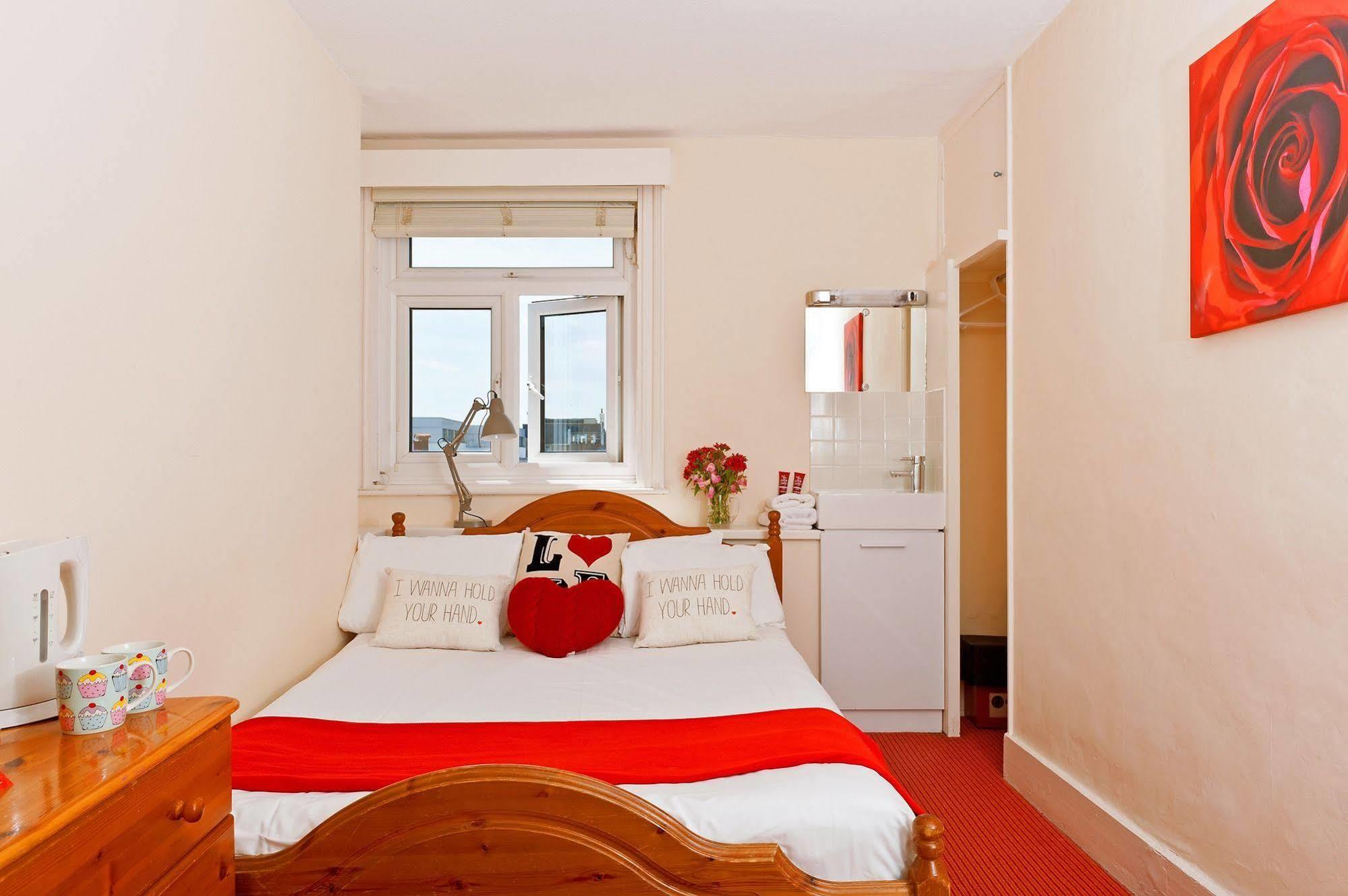 Gasthof Strawberry Fields 3*