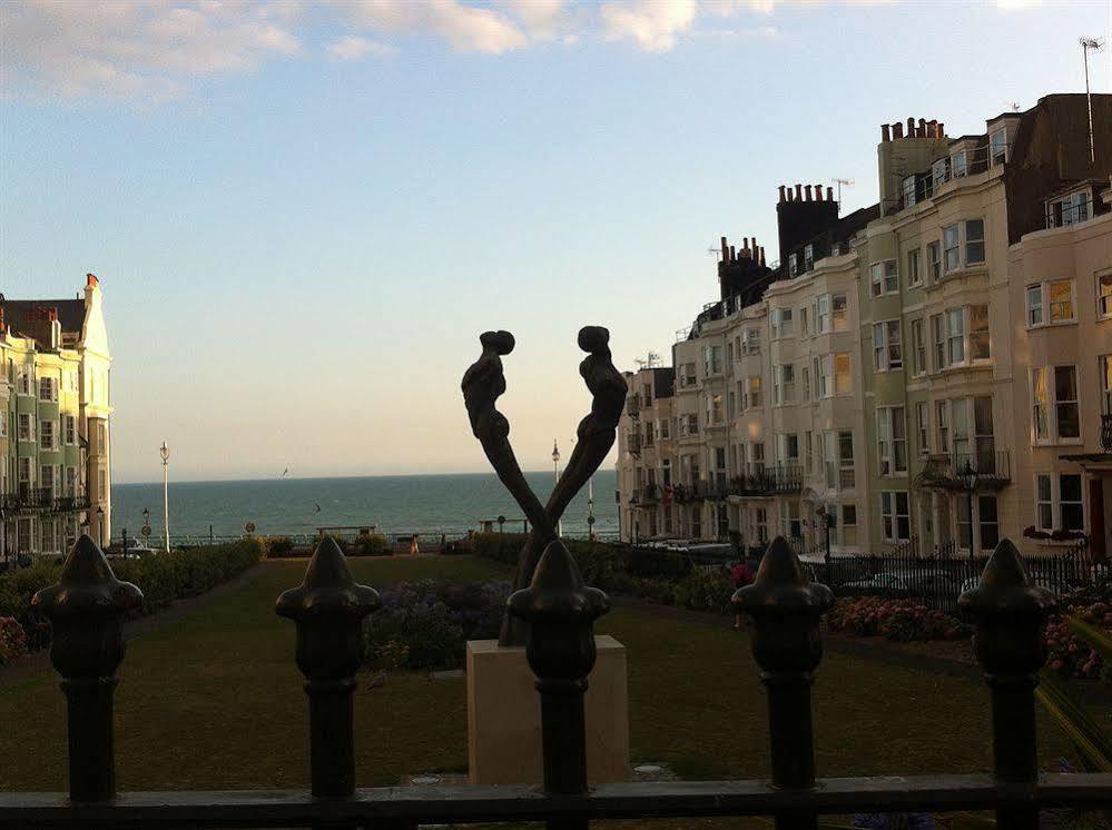 Strawberry Fields 3* Hove